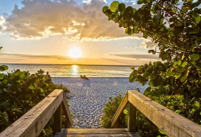 Seabreeze Avenue Beach