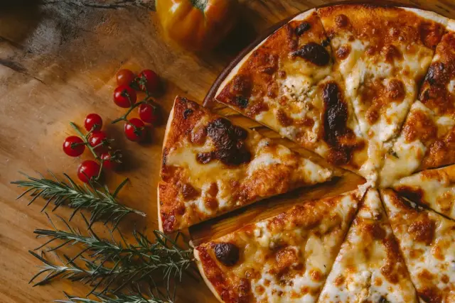 Nico's Pizza