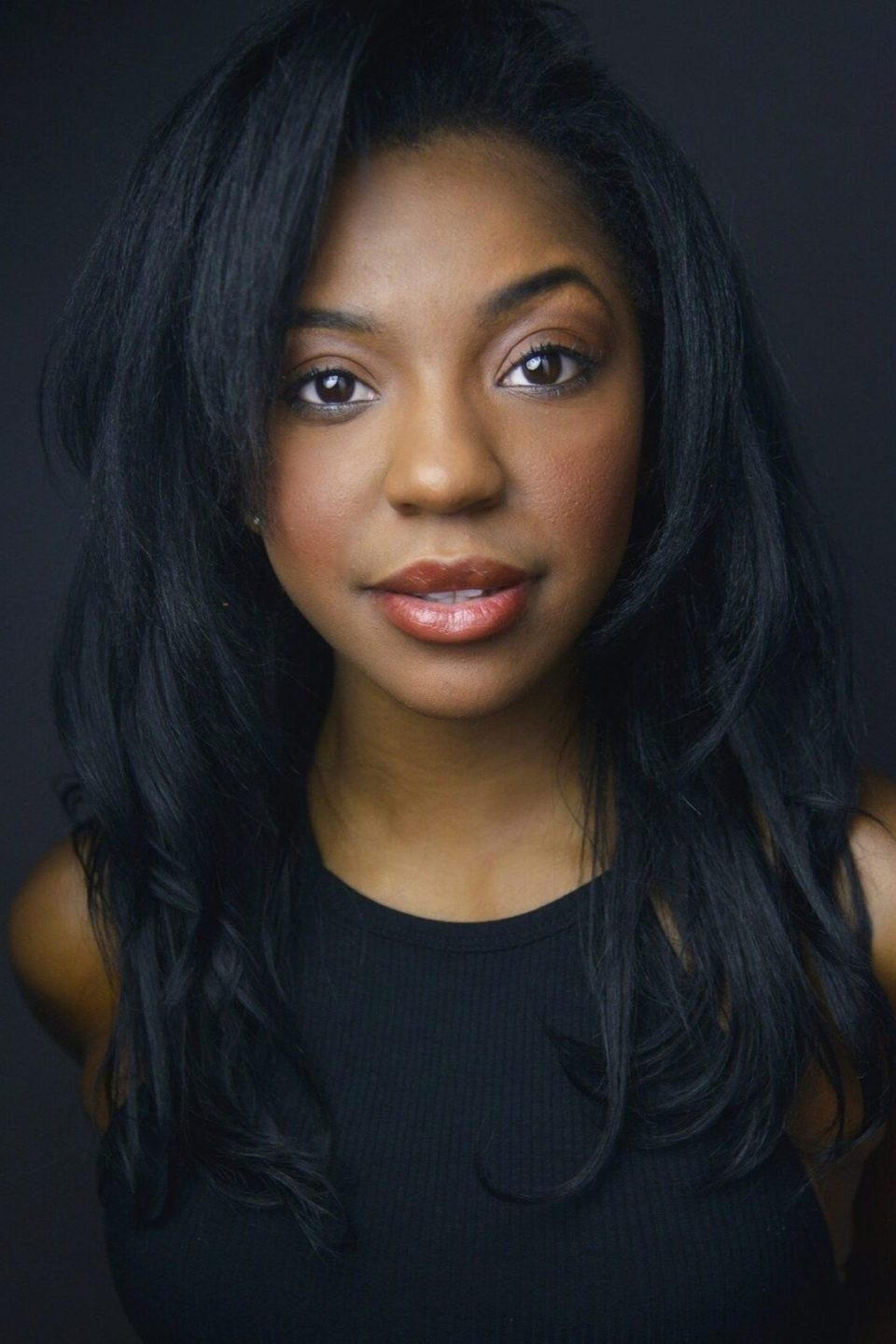 Liv Symone