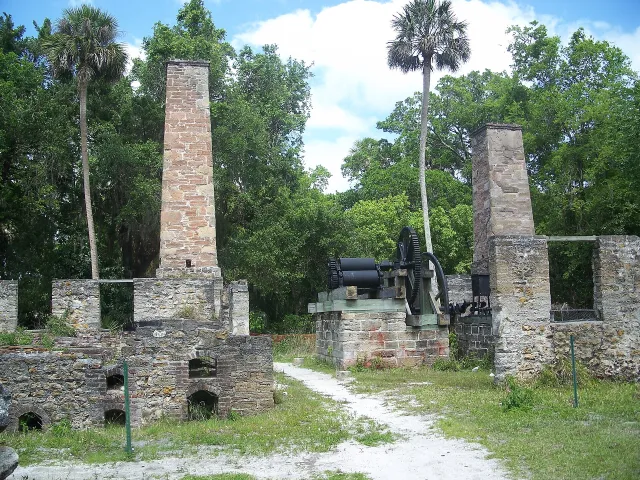 Dunlawton Sugar Mill Gardens